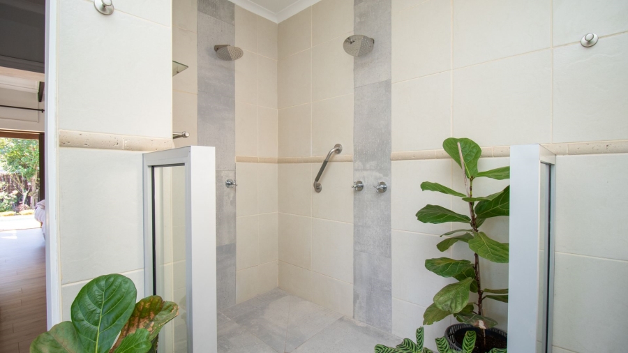 4 Bedroom Property for Sale in The Coves North West
